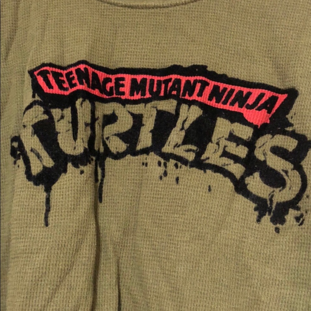 TMNT logo shirt